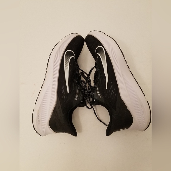 Nike Women's Winflo 7 CJ0302-005 Black White Anthracite Running Sneakers SZ 9.5 - Picture 13 of 16